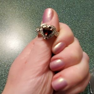 Costume heart ring